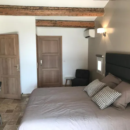 Hovanes Villa