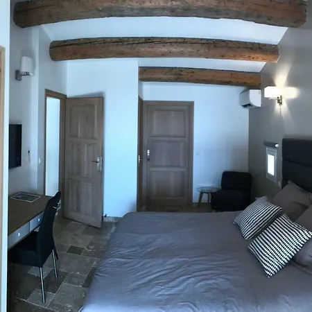 Hovanes Villa
